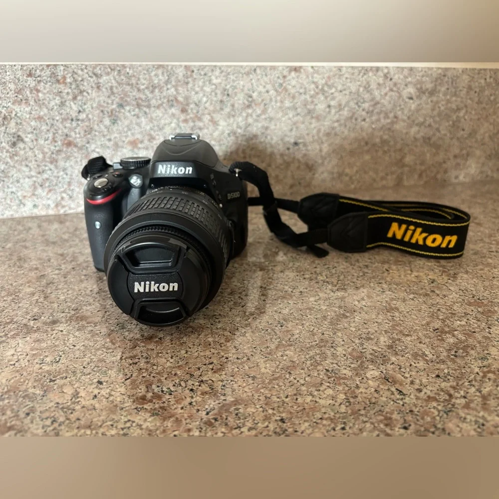 Nikon D5100 18 - 55 VR Kit